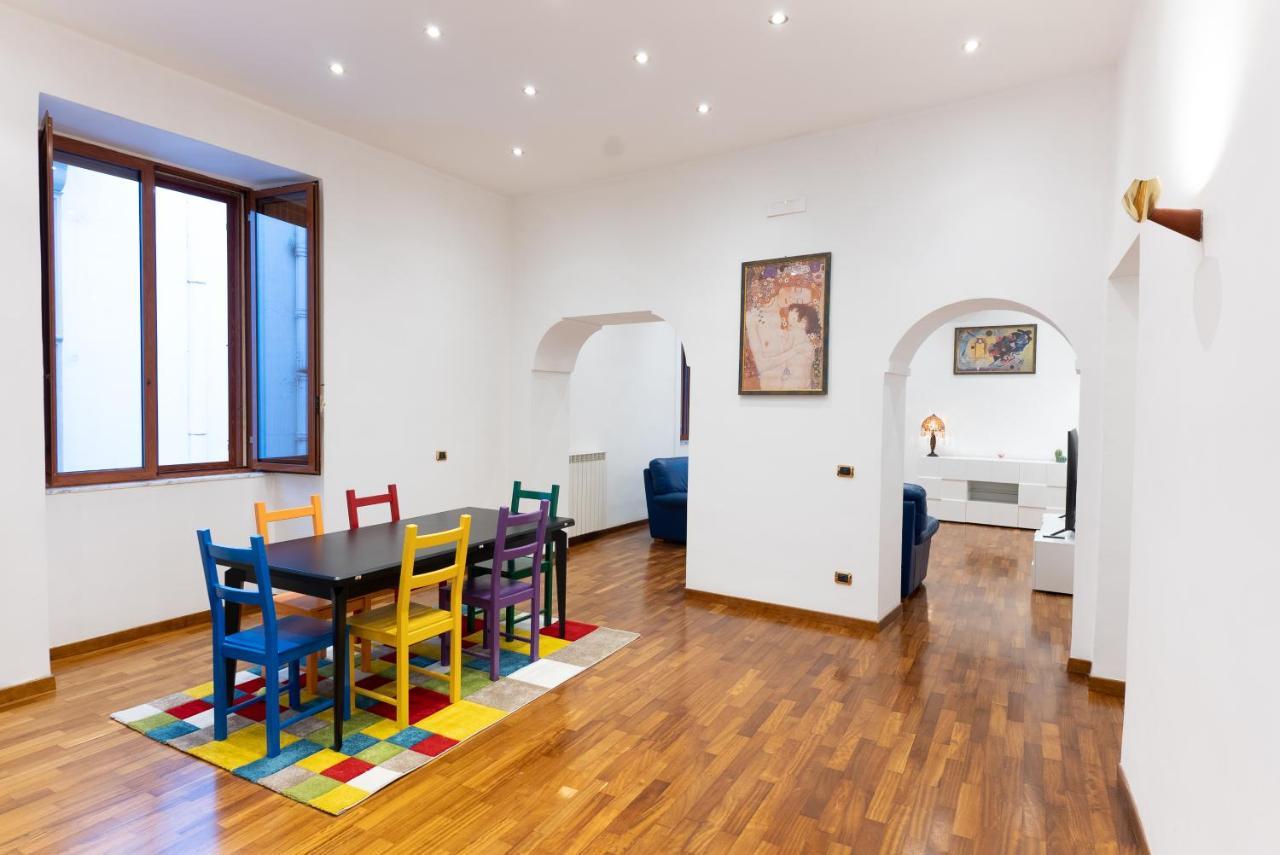Dimora Del Fico - Appartamento Elegante E Spazioso Neapel Exterior foto