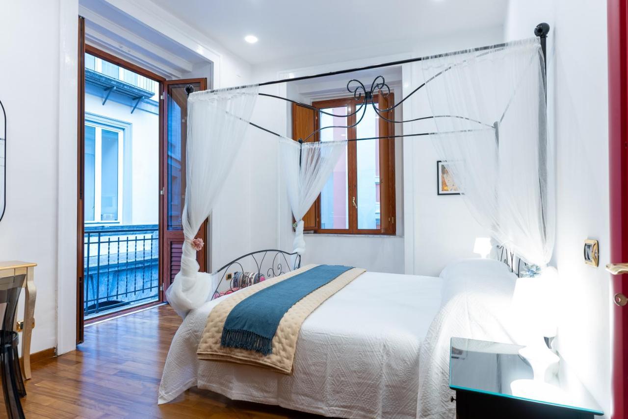 Dimora Del Fico - Appartamento Elegante E Spazioso Neapel Exterior foto