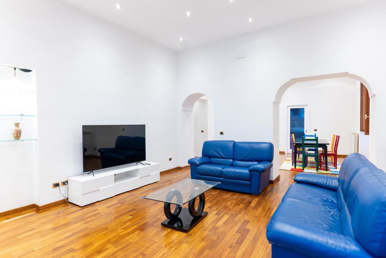 Dimora Del Fico - Appartamento Elegante E Spazioso Neapel Exterior foto